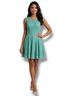 City Studio (Macy’s) Dress Pastel Green Lace Sleeveless Fit & Flare Junior's 5
